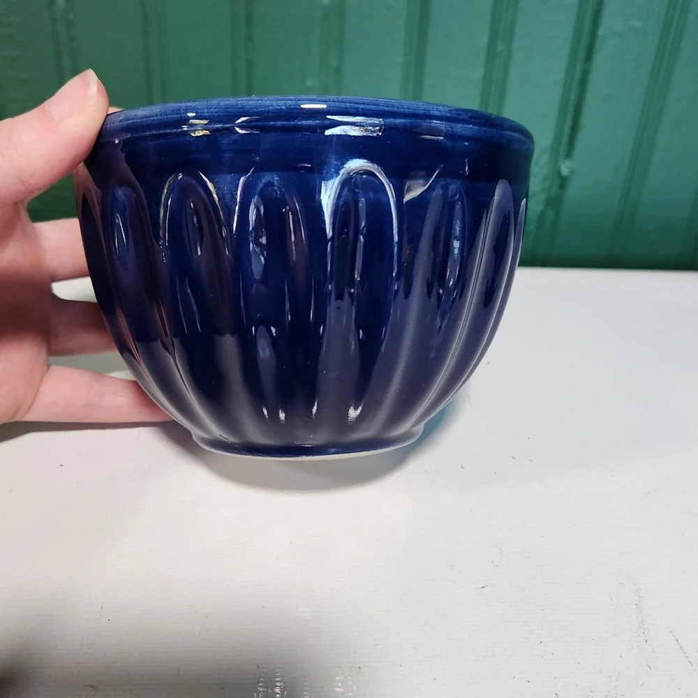 Pier 1 Imports Blue and Green Scalloped Sauce Bowls